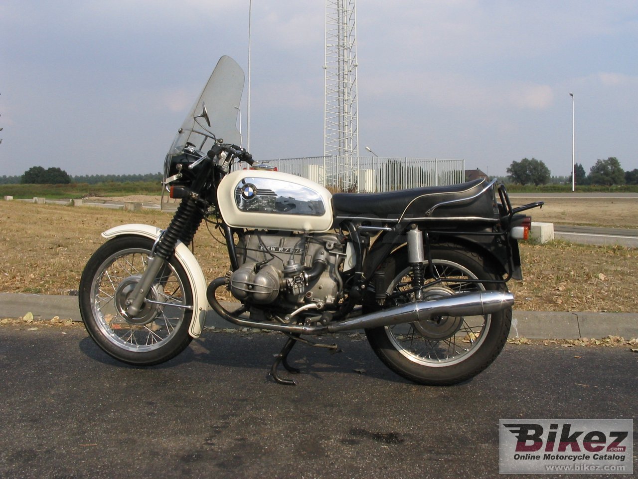 Big ands) r 75-5 picture and wallpaper from Bikez.com